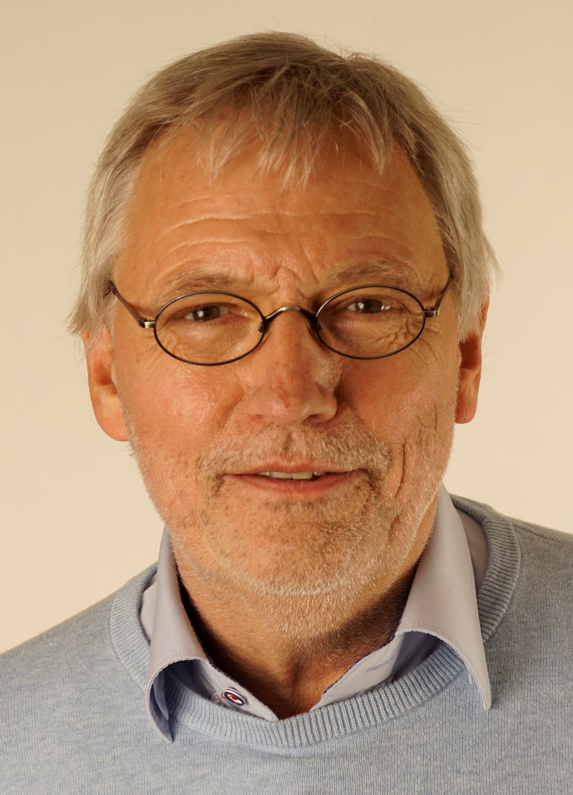 Dr. Klaus Peter Tillmann